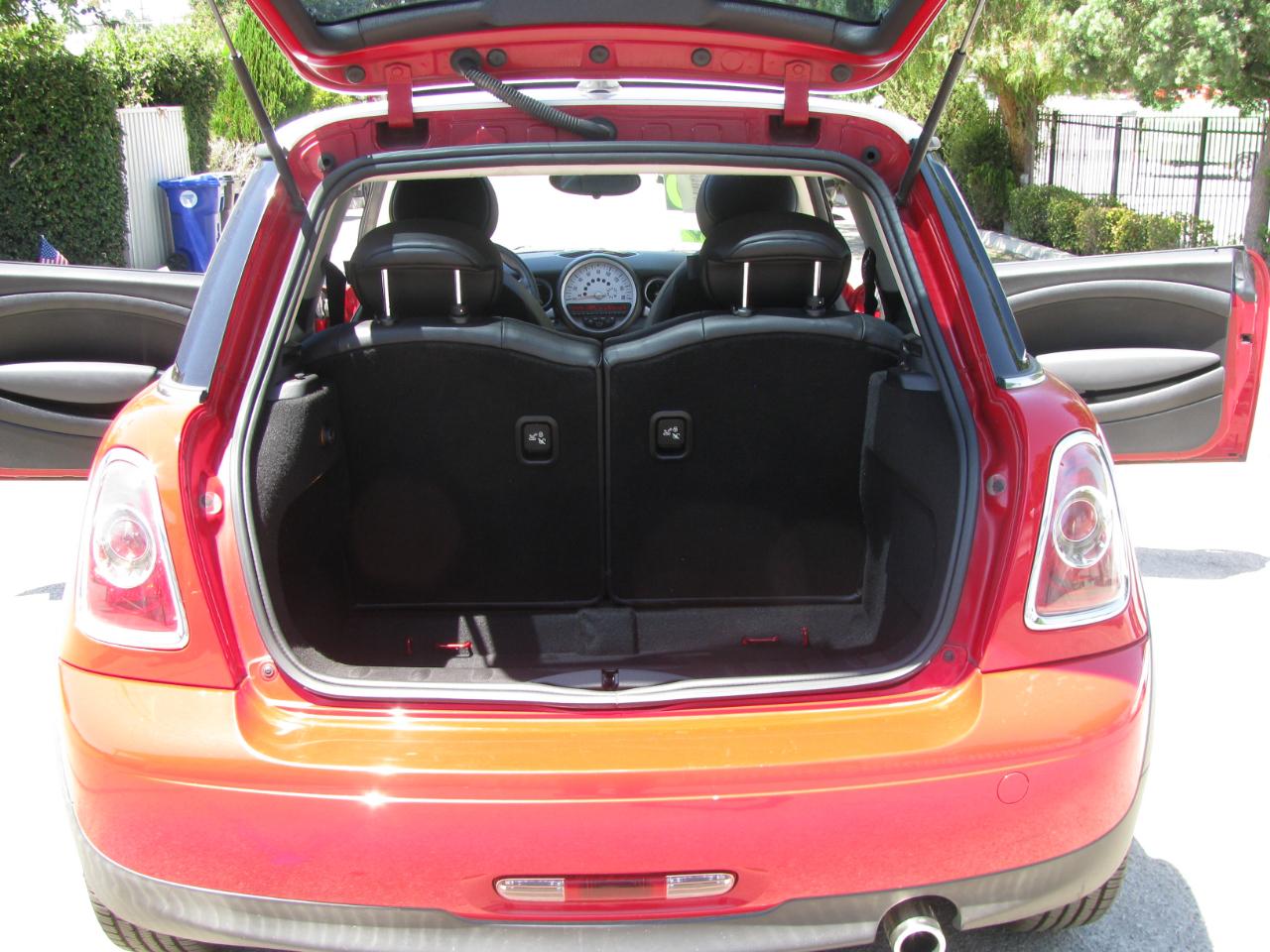 MINI Cooper Hardtop 2dr Cpe 2012