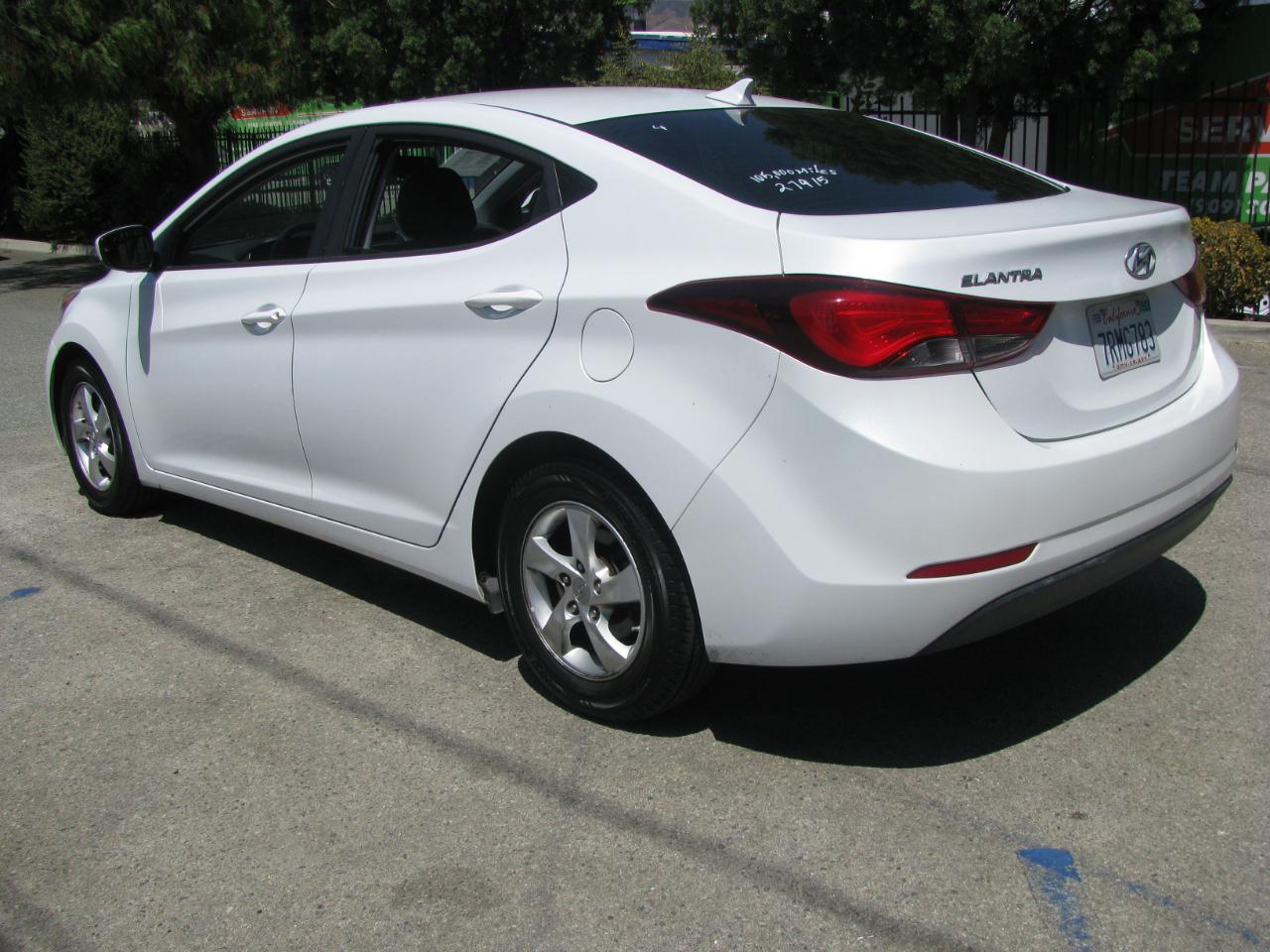 Hyundai Elantra 4dr Sdn Auto SE (Alabama Plant) 2015