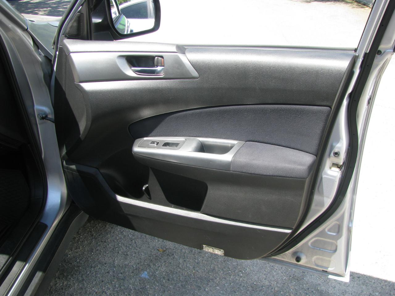 Subaru Forester 4dr Auto 2.5X Limited 2012