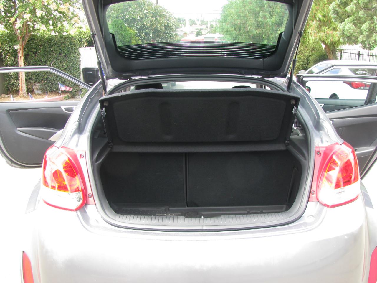 Hyundai Veloster 3dr Cpe Auto 2016
