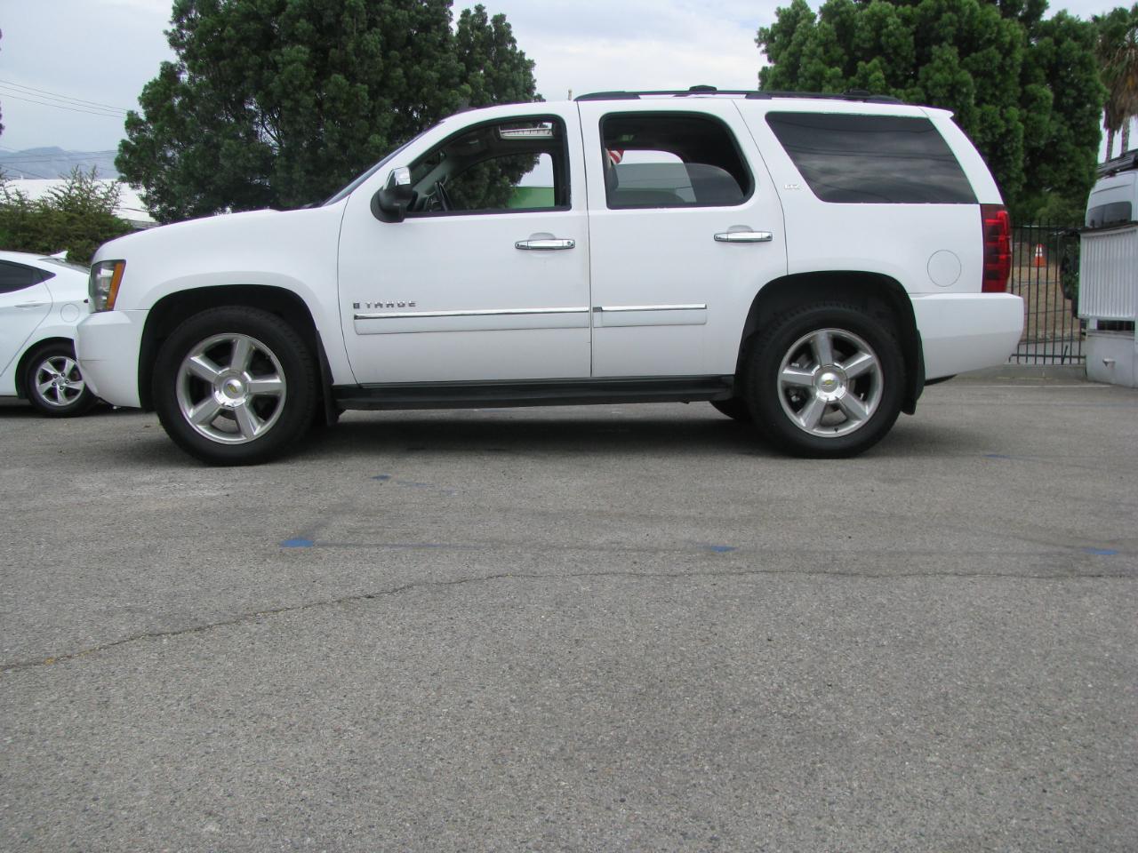 2009 Chevrolet Tahoe 2WD 4dr 1500 LTZ