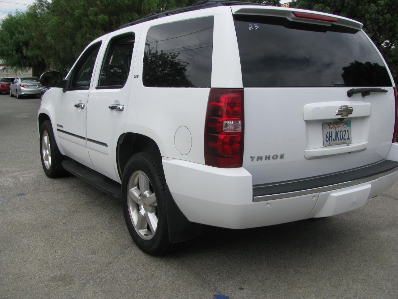 Chevrolet Tahoe 2WD 4dr 1500 LTZ 2009