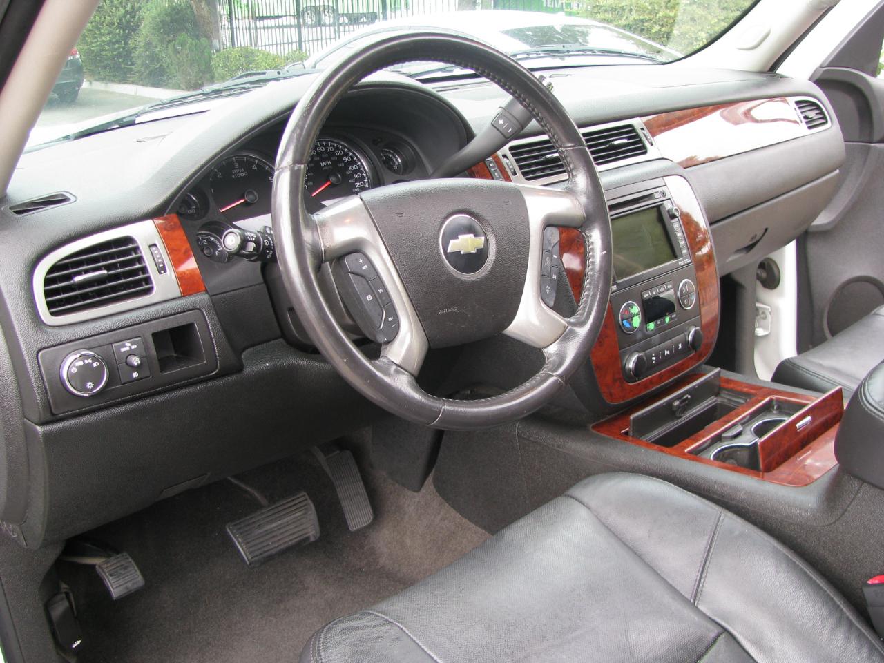 Chevrolet Tahoe 2WD 4dr 1500 LTZ 2009