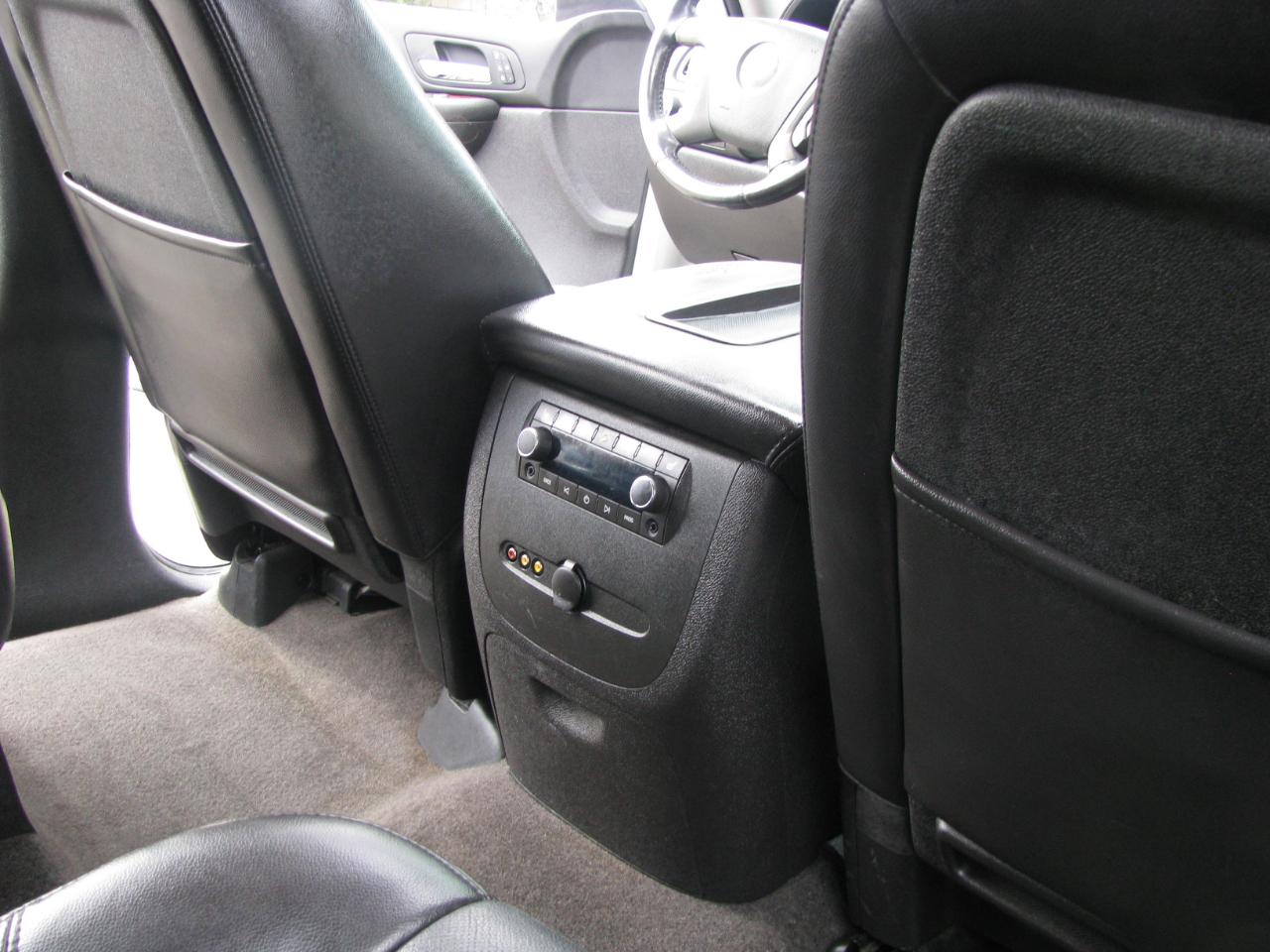 Chevrolet Tahoe 2WD 4dr 1500 LTZ 2009