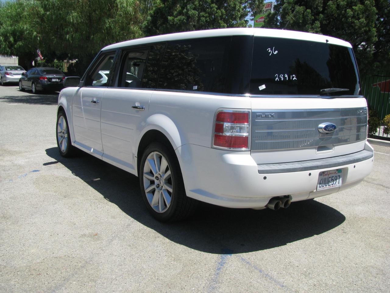 Ford Flex 4dr Titanium FWD 2012