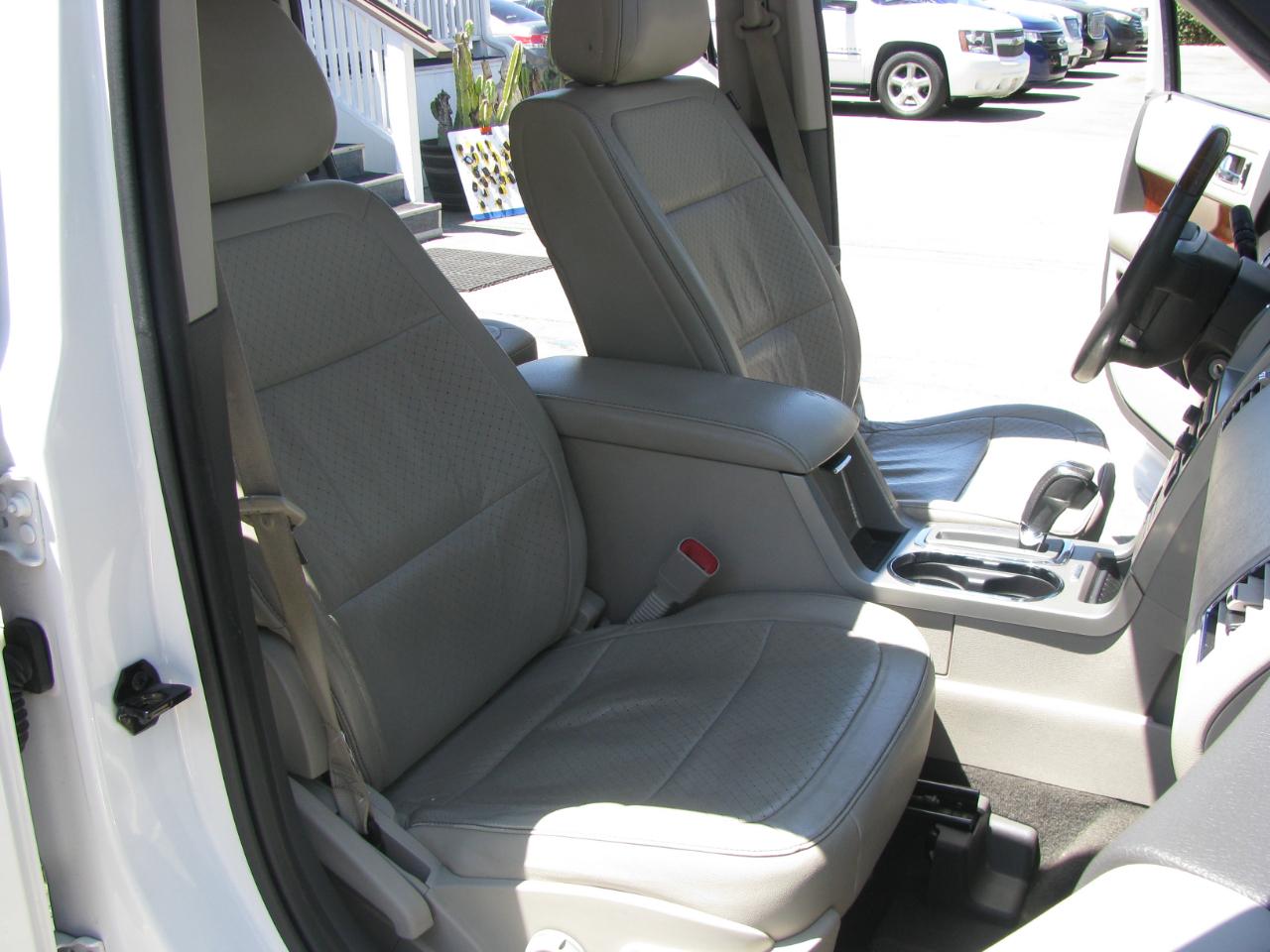 Ford Flex 4dr Titanium FWD 2012