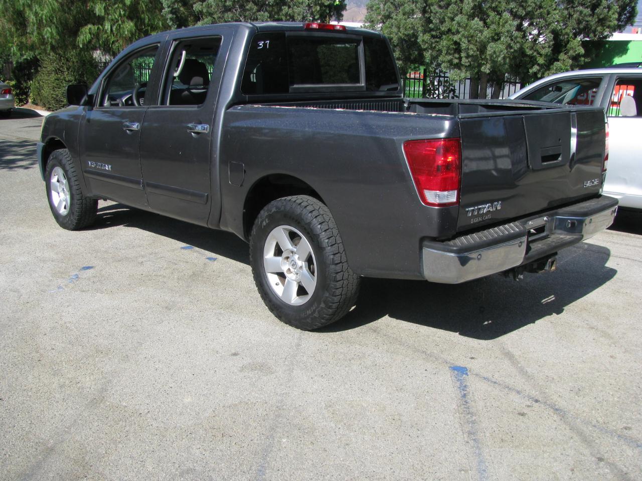 Nissan Titan 2WD Crew Cab SE 2007