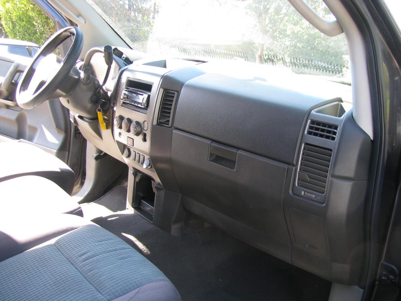 Nissan Titan 2WD Crew Cab SE 2007
