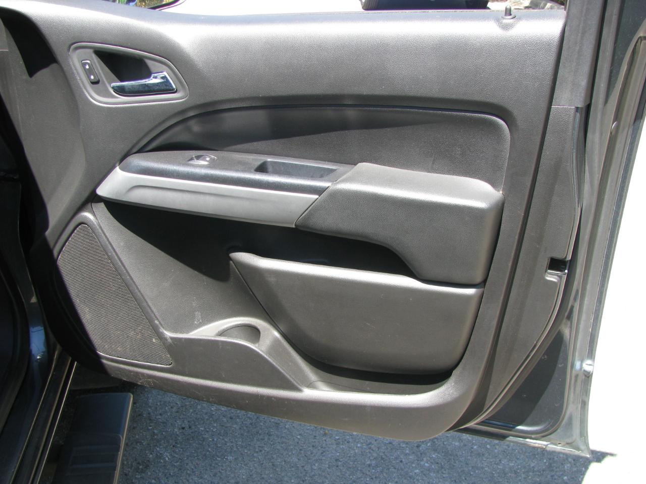Chevrolet Colorado 2WD Crew Cab 128.3" LT 2015