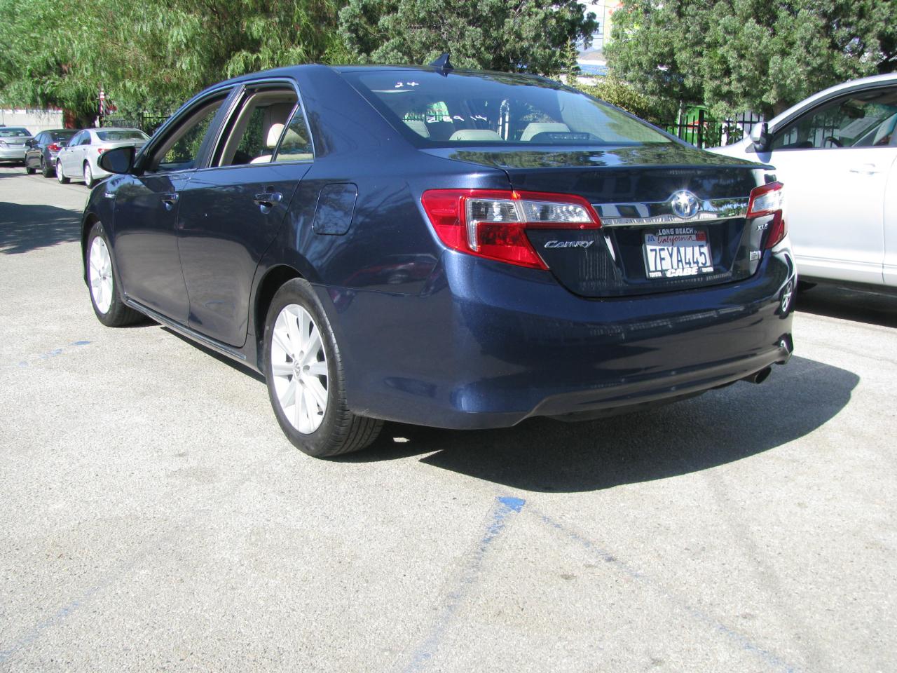 Toyota Camry Hybrid 2014.5 4dr Sdn SE Limited Edition (Natl) 2014
