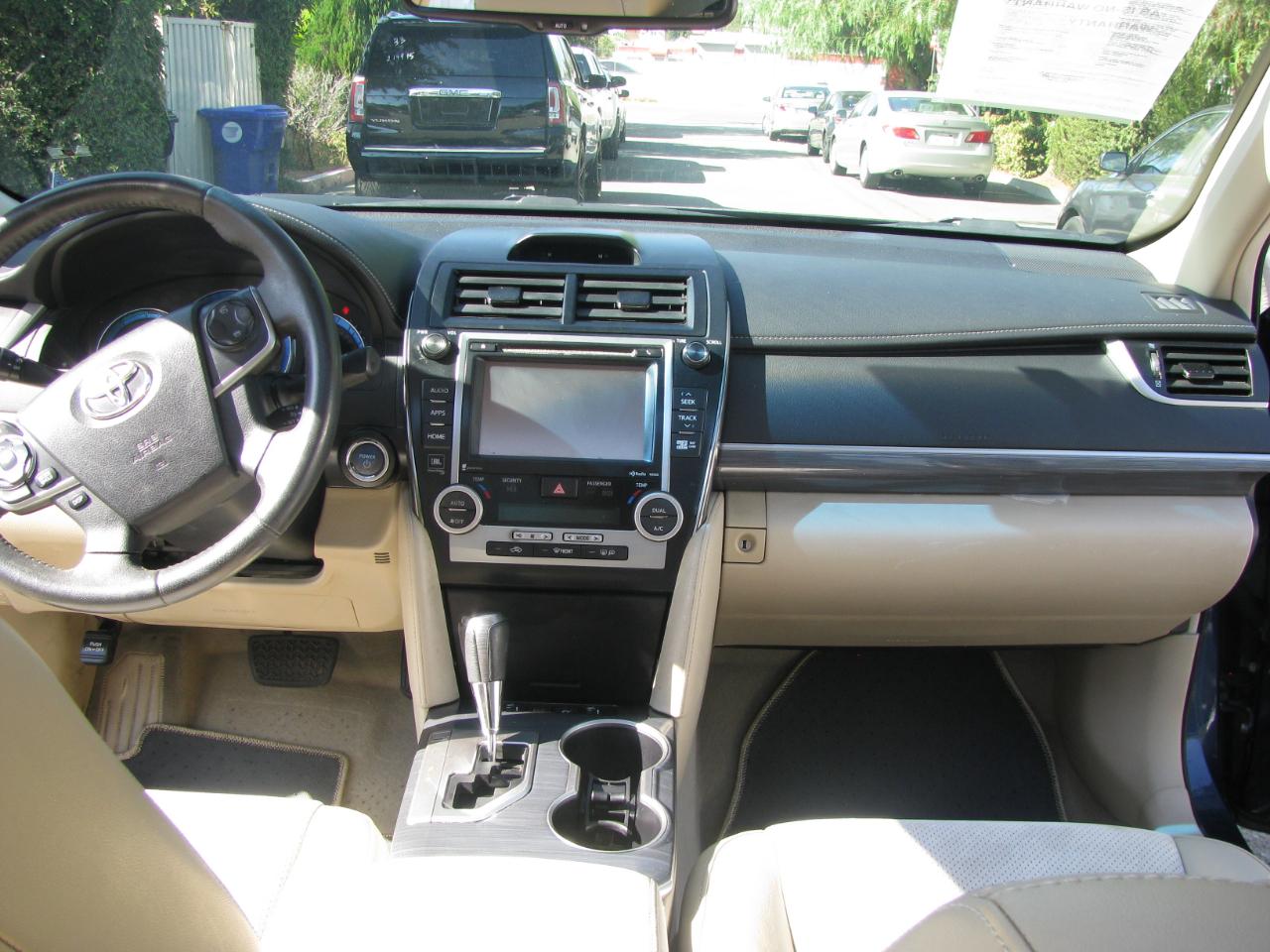 Toyota Camry Hybrid 2014.5 4dr Sdn SE Limited Edition (Natl) 2014