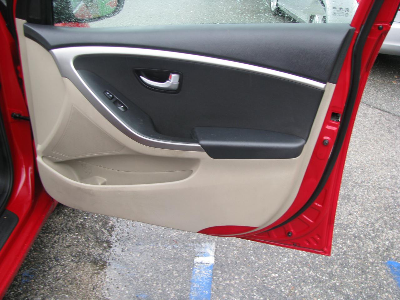 Hyundai Elantra GT 5dr HB Auto 2013