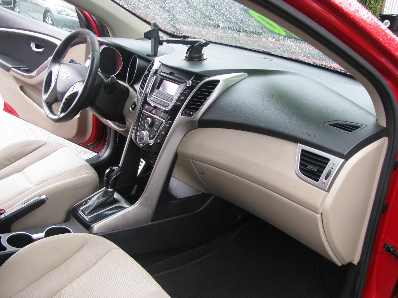 Hyundai Elantra GT 5dr HB Auto 2013