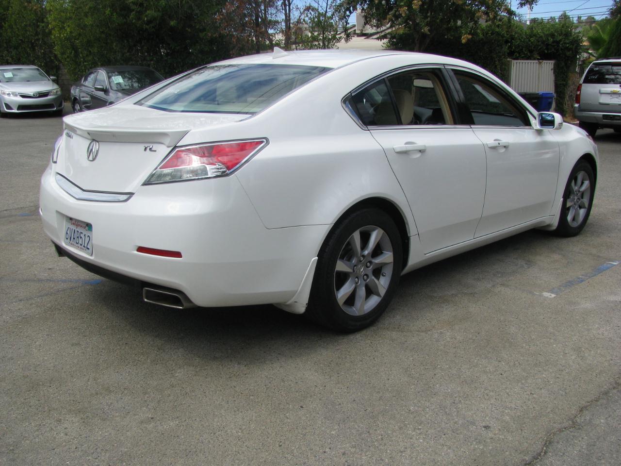 Acura TL 4dr Sdn Auto 2WD Tech 2012