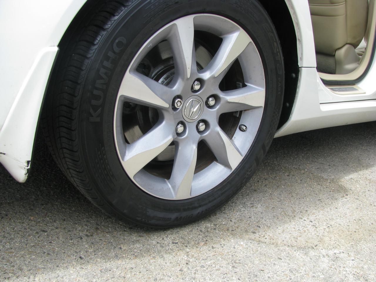 Acura TL 4dr Sdn Auto 2WD Tech 2012