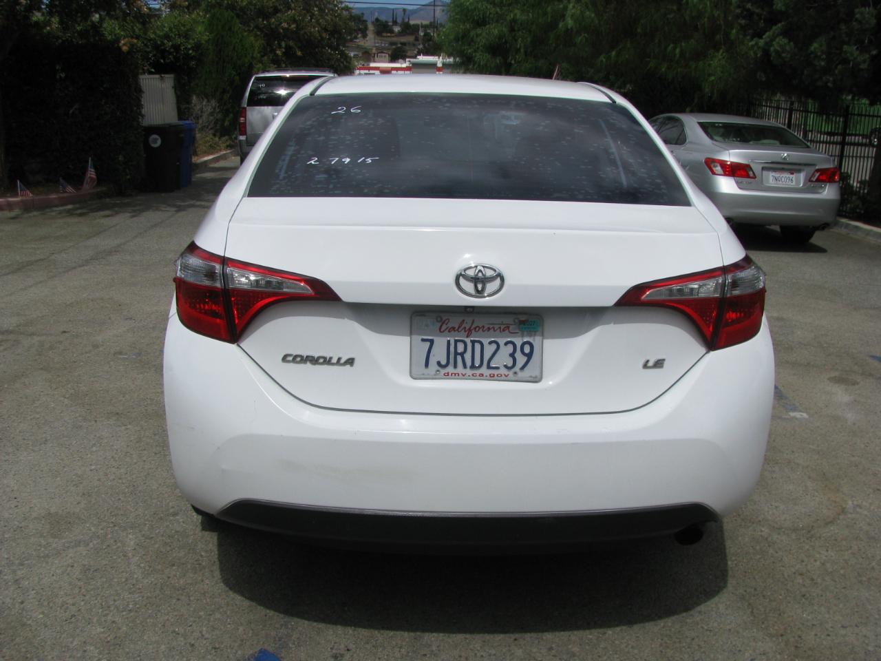 Toyota Corolla 4dr Sdn CVT LE Premium (Natl) 2015