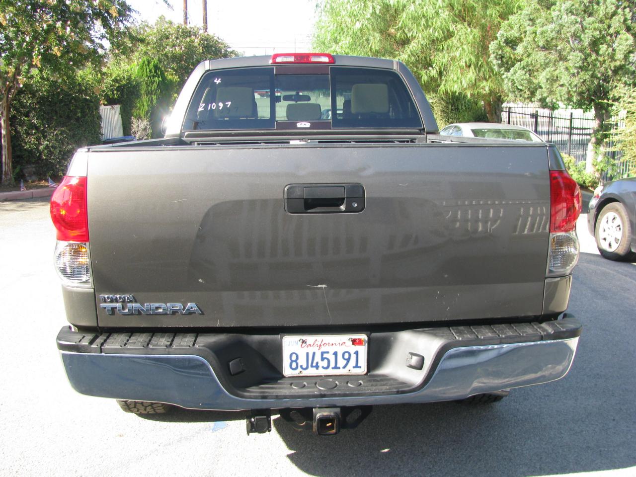 Toyota Tundra 2WD Double 145.7" 5.7L V8 SR5 (Natl 2007
