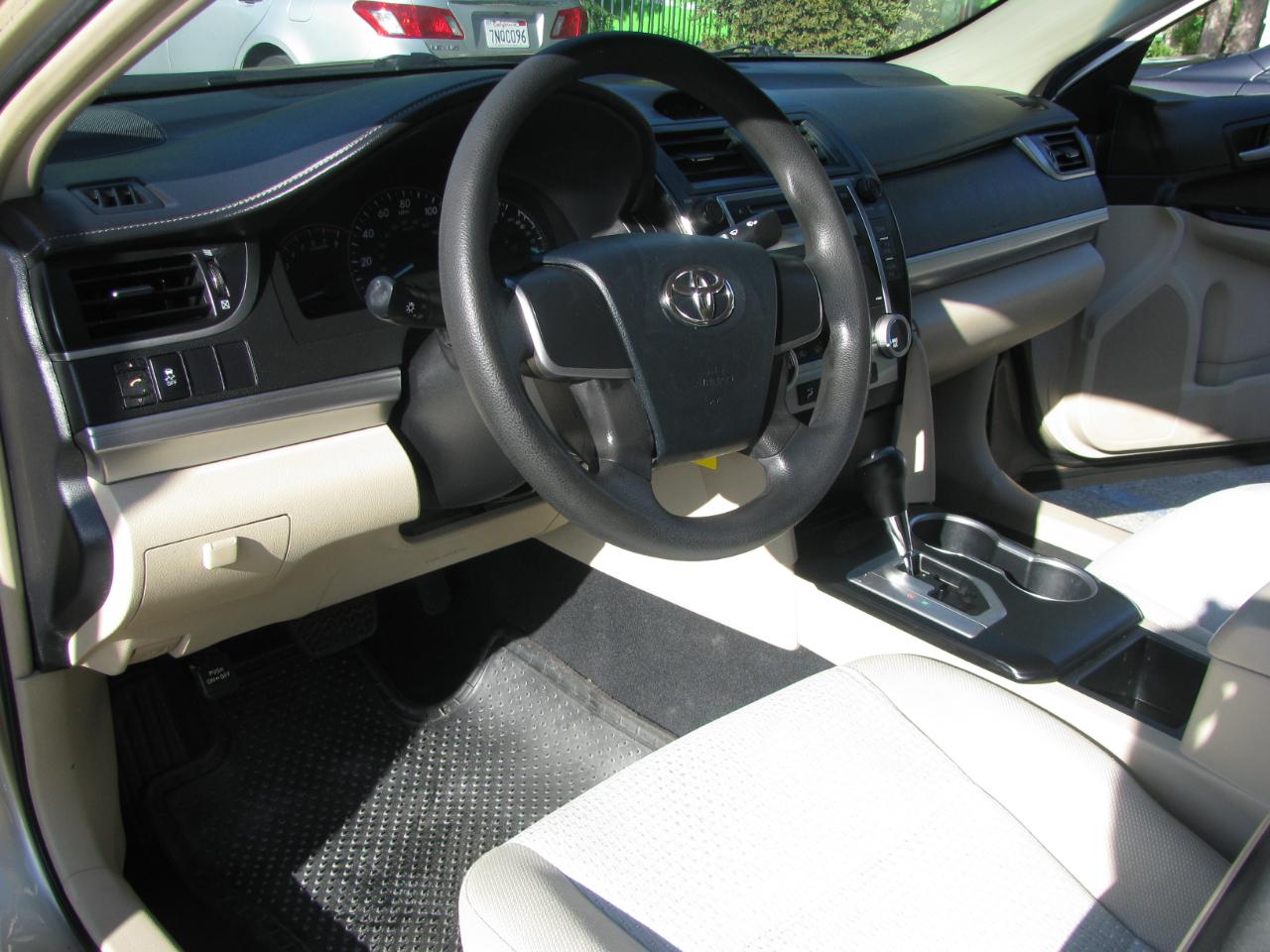 Toyota Camry 4dr Sdn I4 Auto SE Sport Limited Edition (Natl) 2012