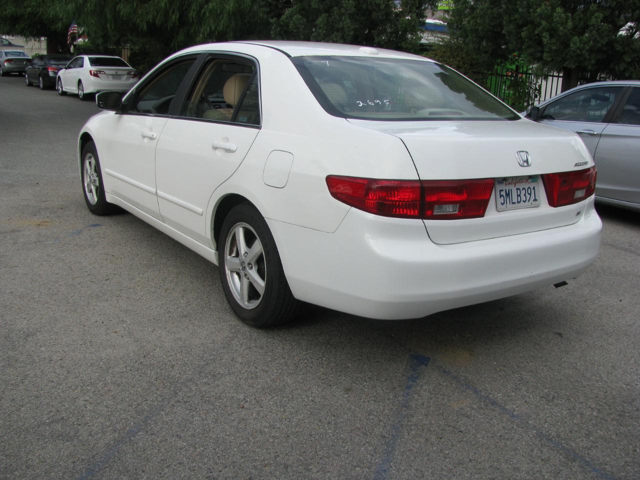 Honda Accord Sdn EX-L AT with NAVI 2005