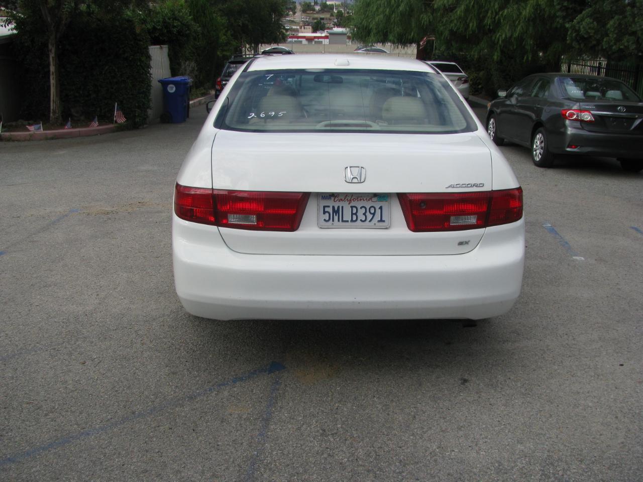 Honda Accord Sdn EX-L AT with NAVI 2005