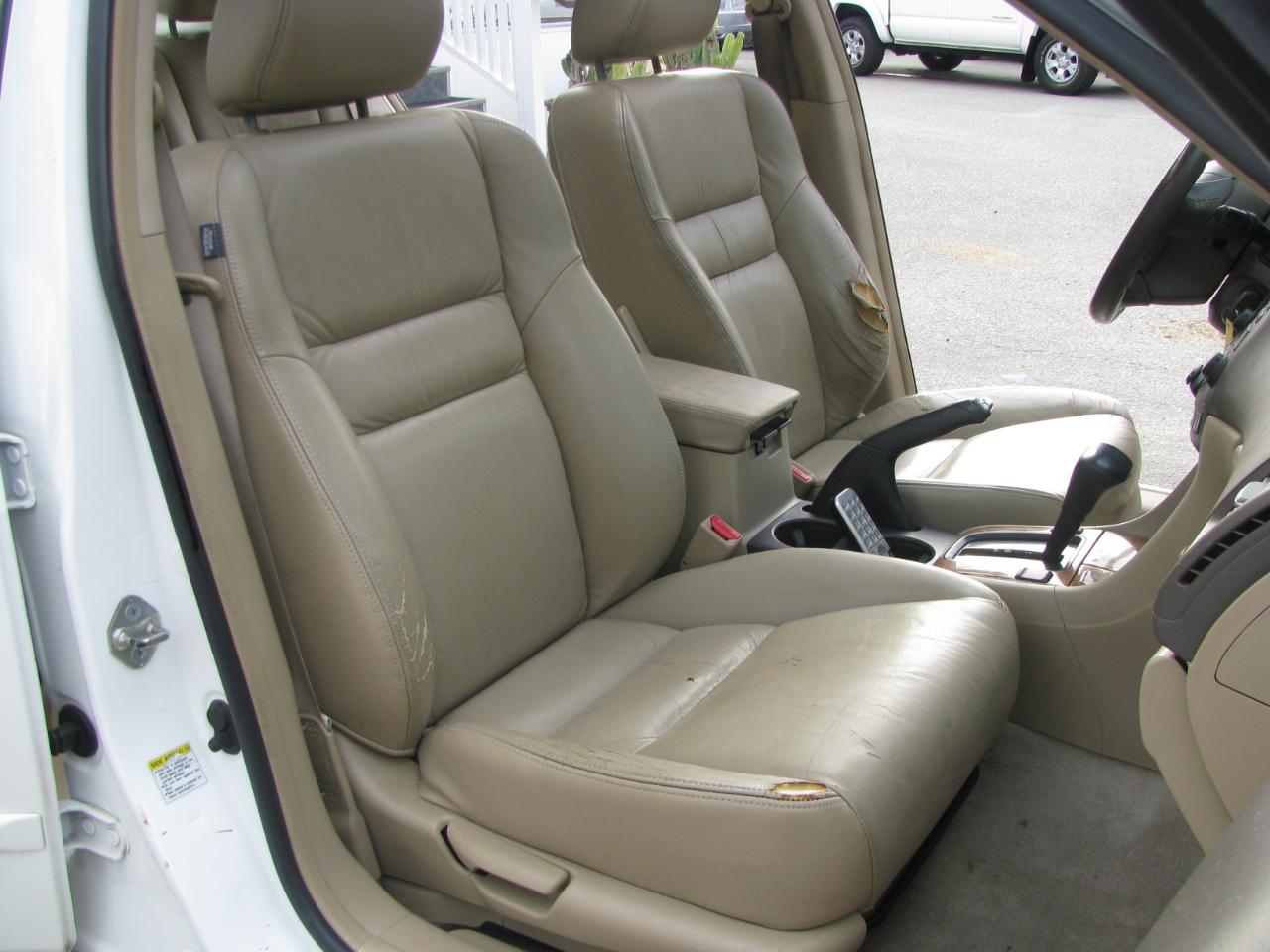 Honda Accord Sdn EX-L AT with NAVI 2005