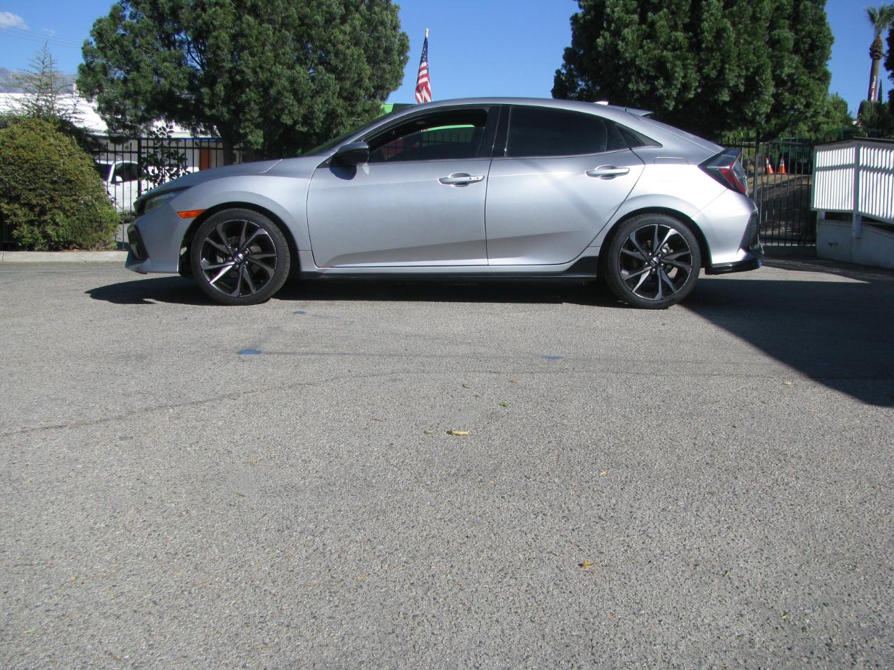 2017 Honda Civic Hatchback Sport Touring CVT