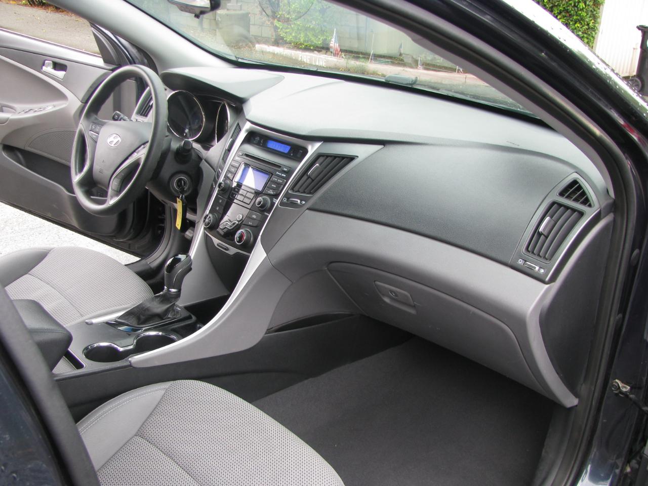 Hyundai Sonata 4dr Sdn 2.4L Auto GLS PZEV 2013
