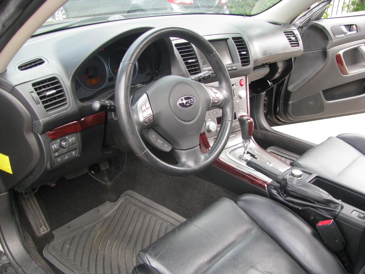 Subaru Outback 4dr H6 Auto 3.0R Ltd w/Nav 2009