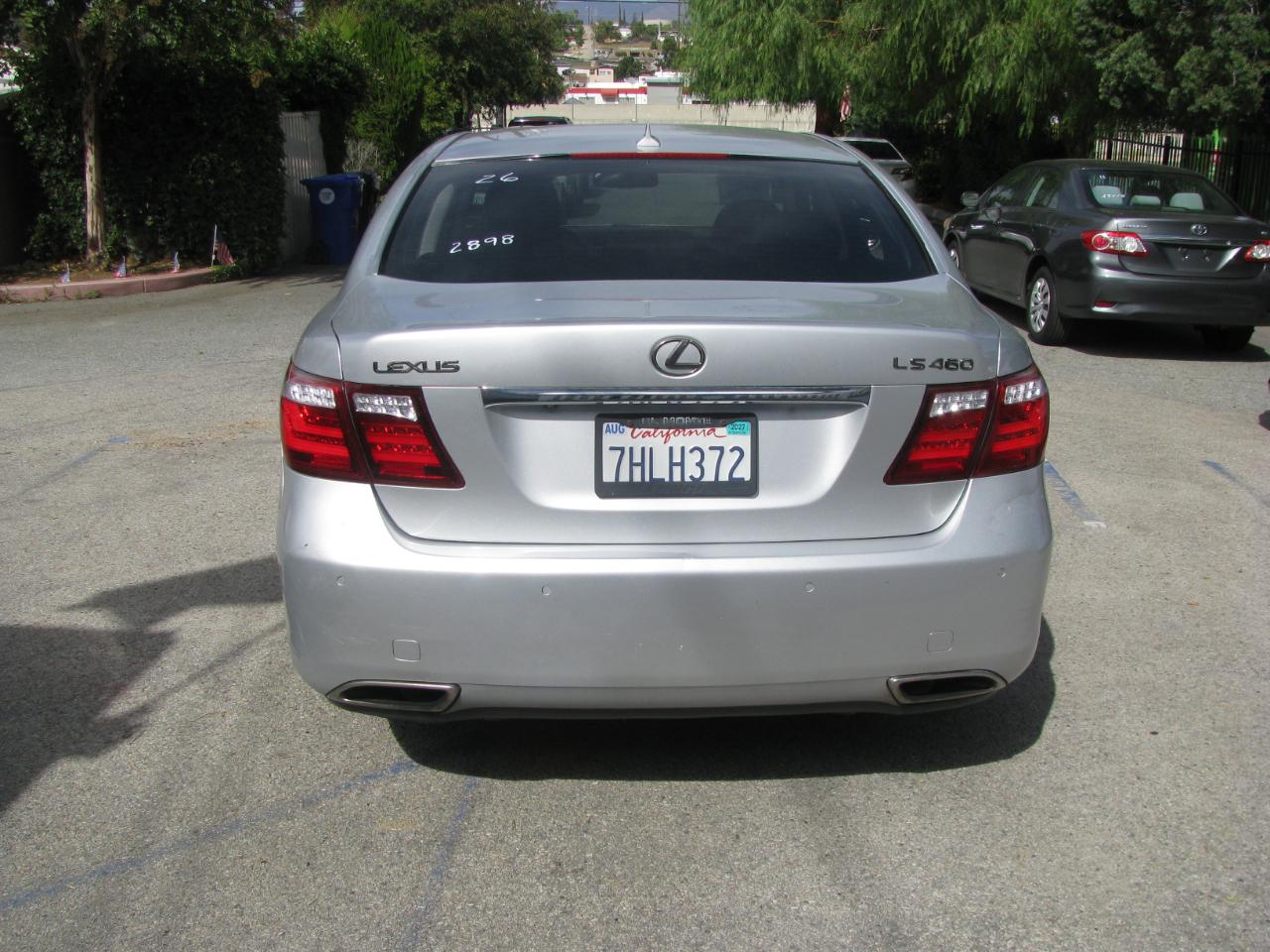 Lexus LS 460 4dr Sdn 2008