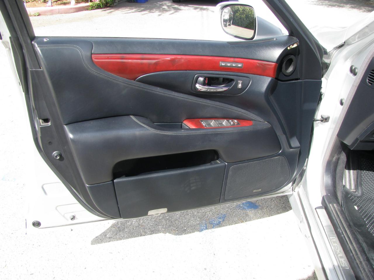 Lexus LS 460 4dr Sdn 2008