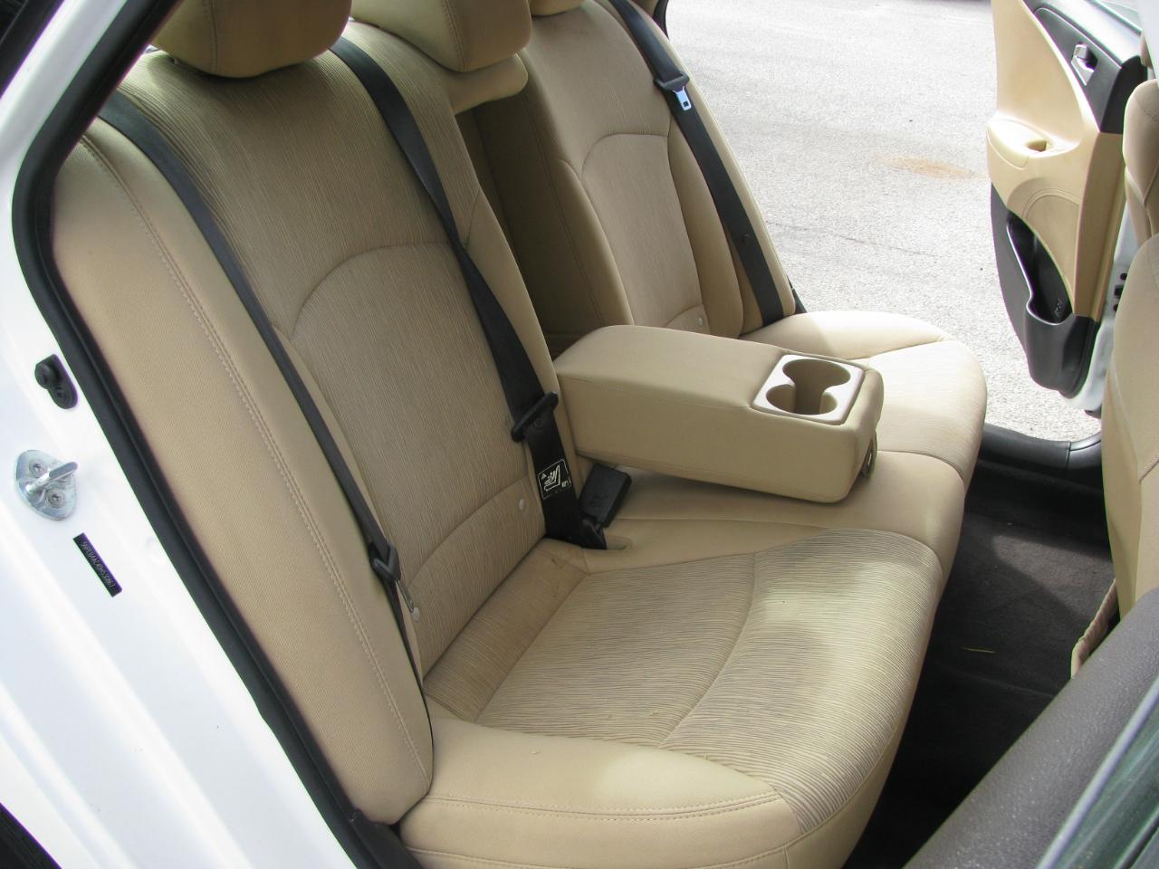 Hyundai Sonata 4dr Sdn 2.4L Auto GLS PZEV *Ltd Avail* 2013