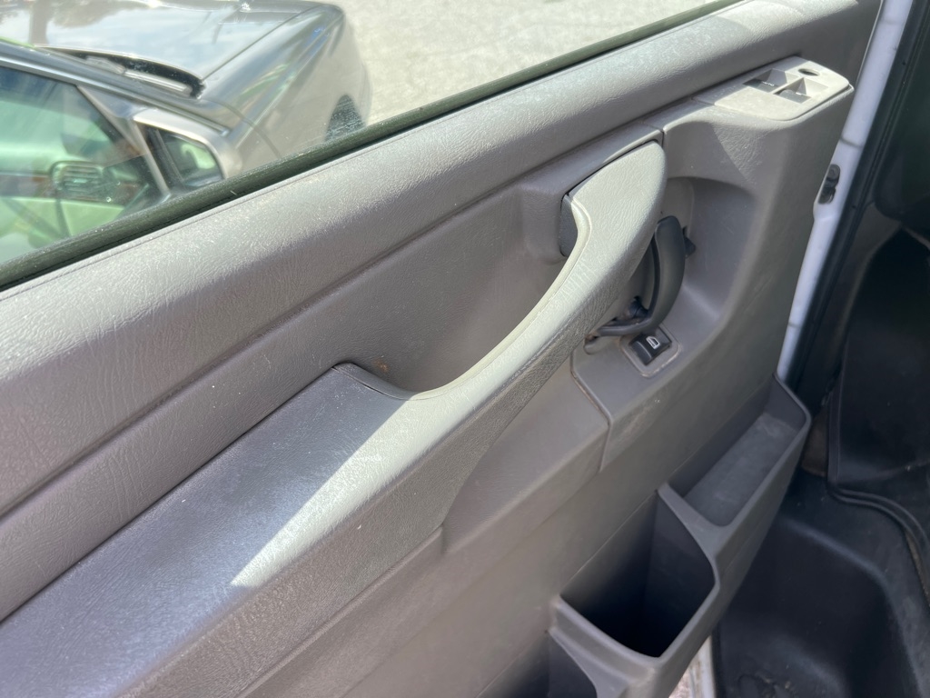 Chevrolet Express 1500 Cargo 2009