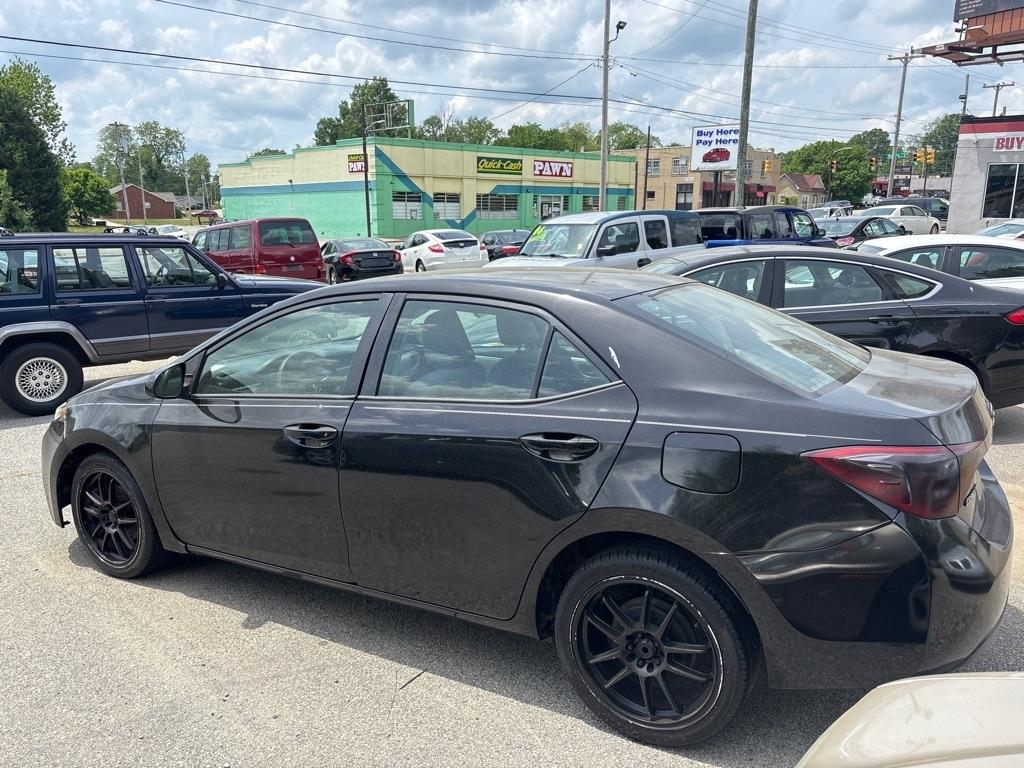 Toyota Corolla LE CVT 2016