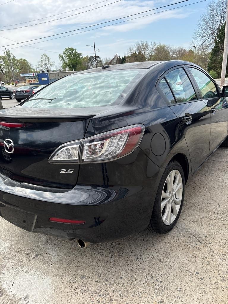 Mazda MAZDA3 s Sport 4-Door 2011