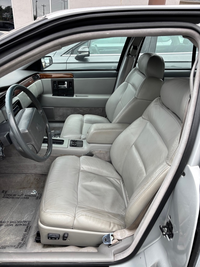 Cadillac Seville Sedan 1992 Cadillac Seville Sedan 1992