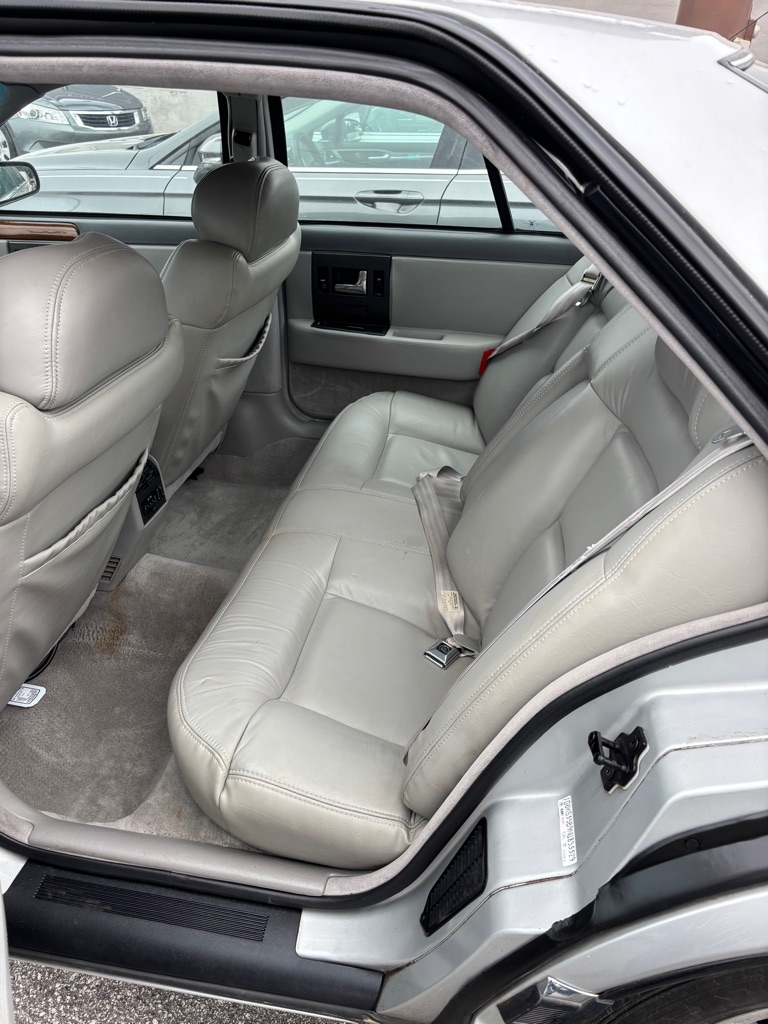 Cadillac Seville Sedan 1992 Cadillac Seville Sedan 1992