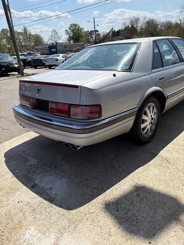 Cadillac Seville Sedan 1992