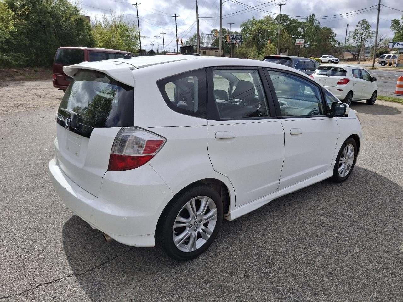 Honda Fit Sport 5-Speed AT 2010