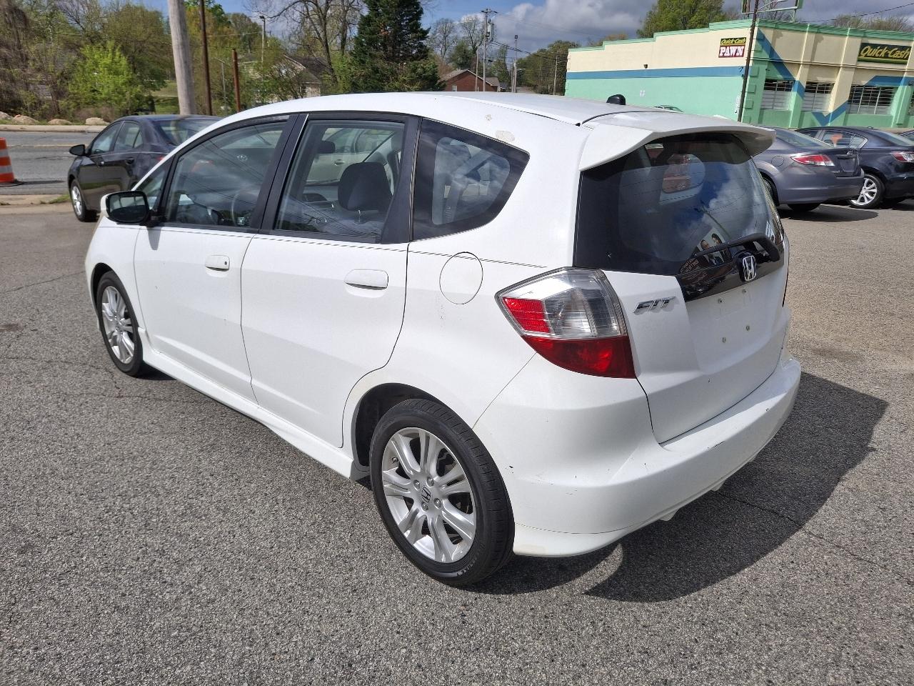 Honda Fit Sport 5-Speed AT 2010