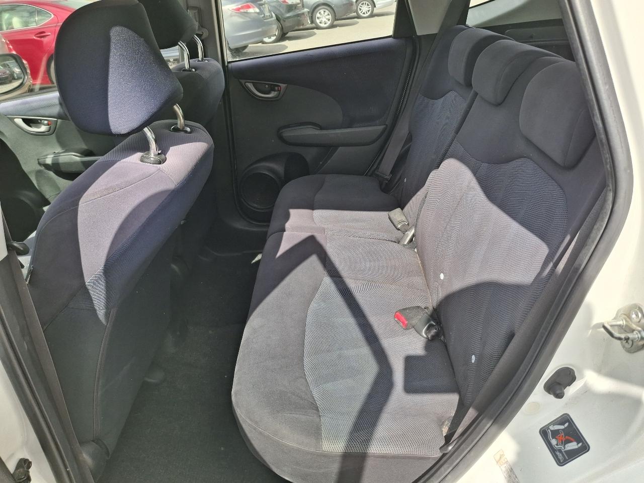 Honda Fit Sport 5-Speed AT 2010