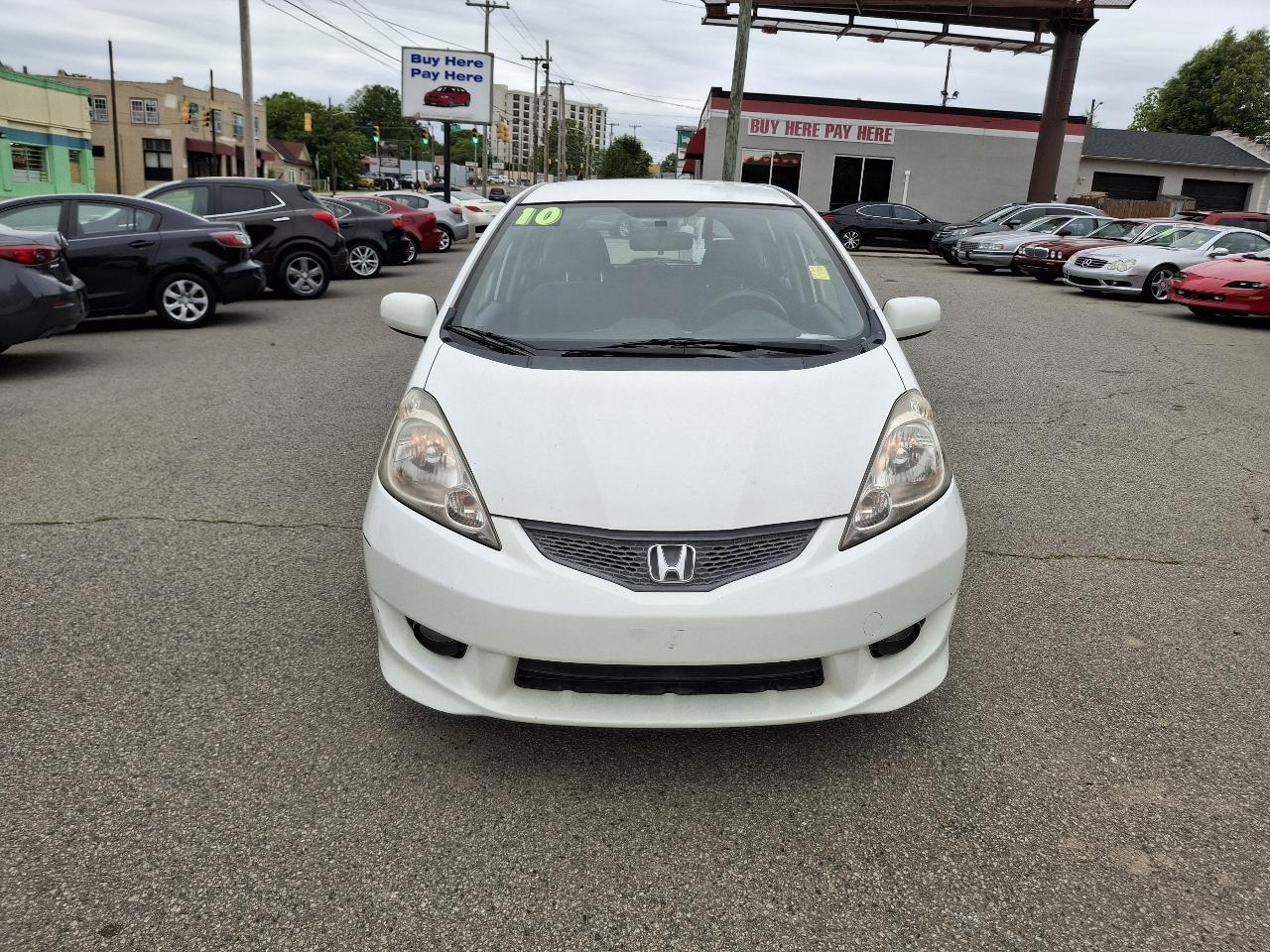 Honda Fit Sport 5-Speed AT 2010