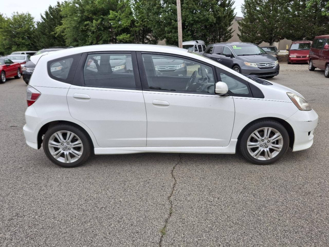 Honda Fit Sport 5-Speed AT 2010