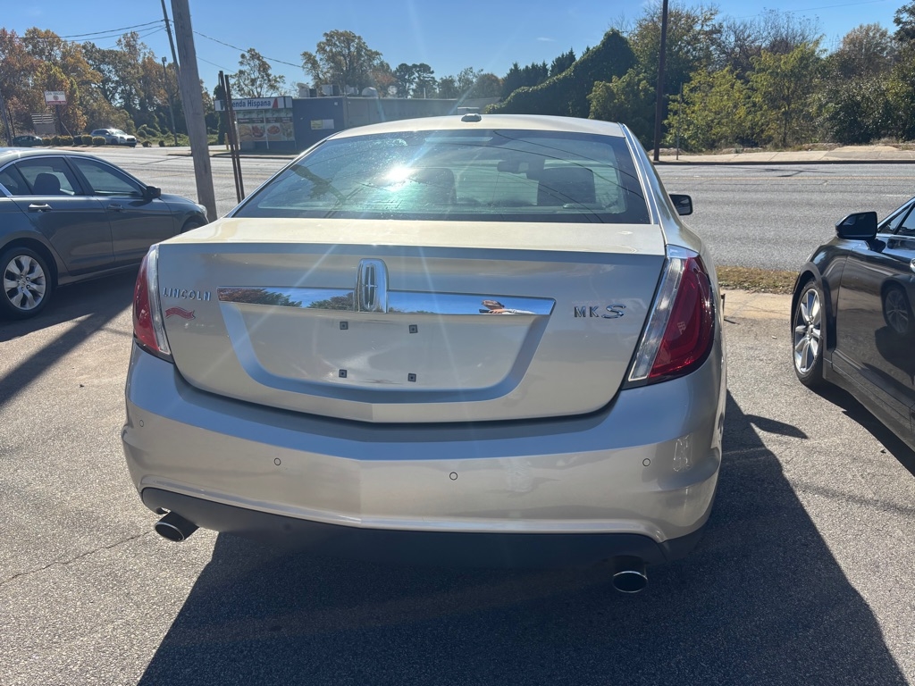 Lincoln MKS 3.7L FWD 2010