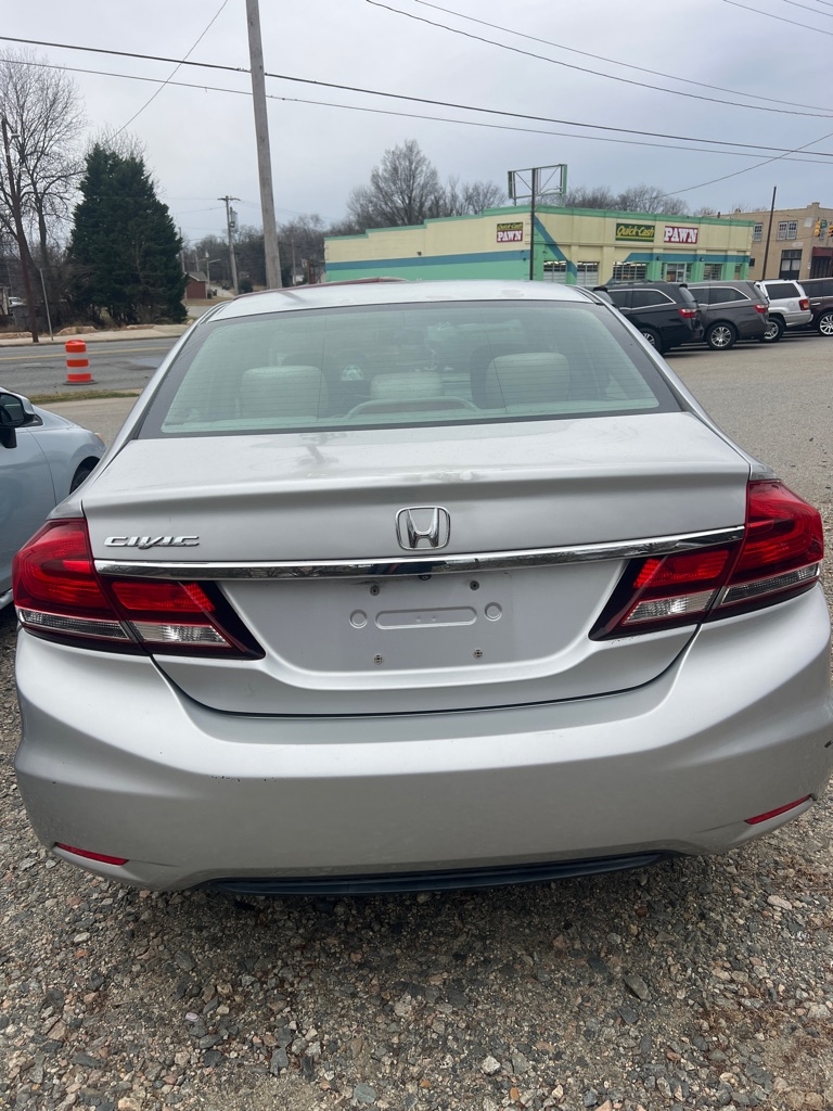 Honda Civic LX Sedan 5-Speed AT 2013