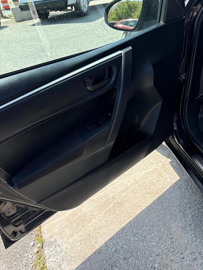 Toyota Corolla LE CVT 2015