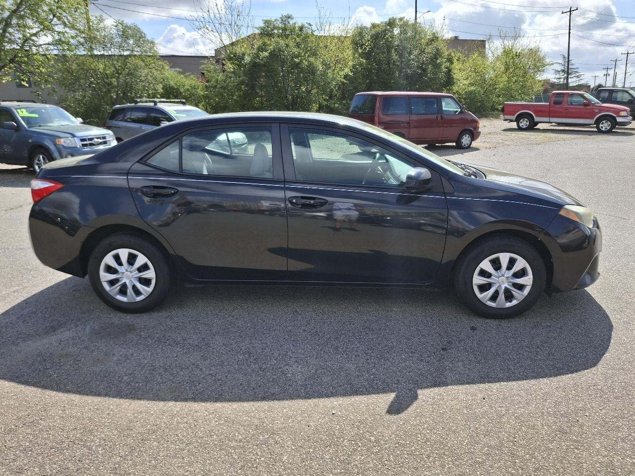 Toyota Corolla LE CVT 2015