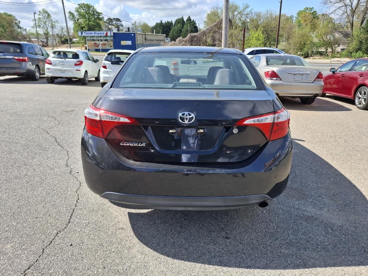 Toyota Corolla LE CVT 2015