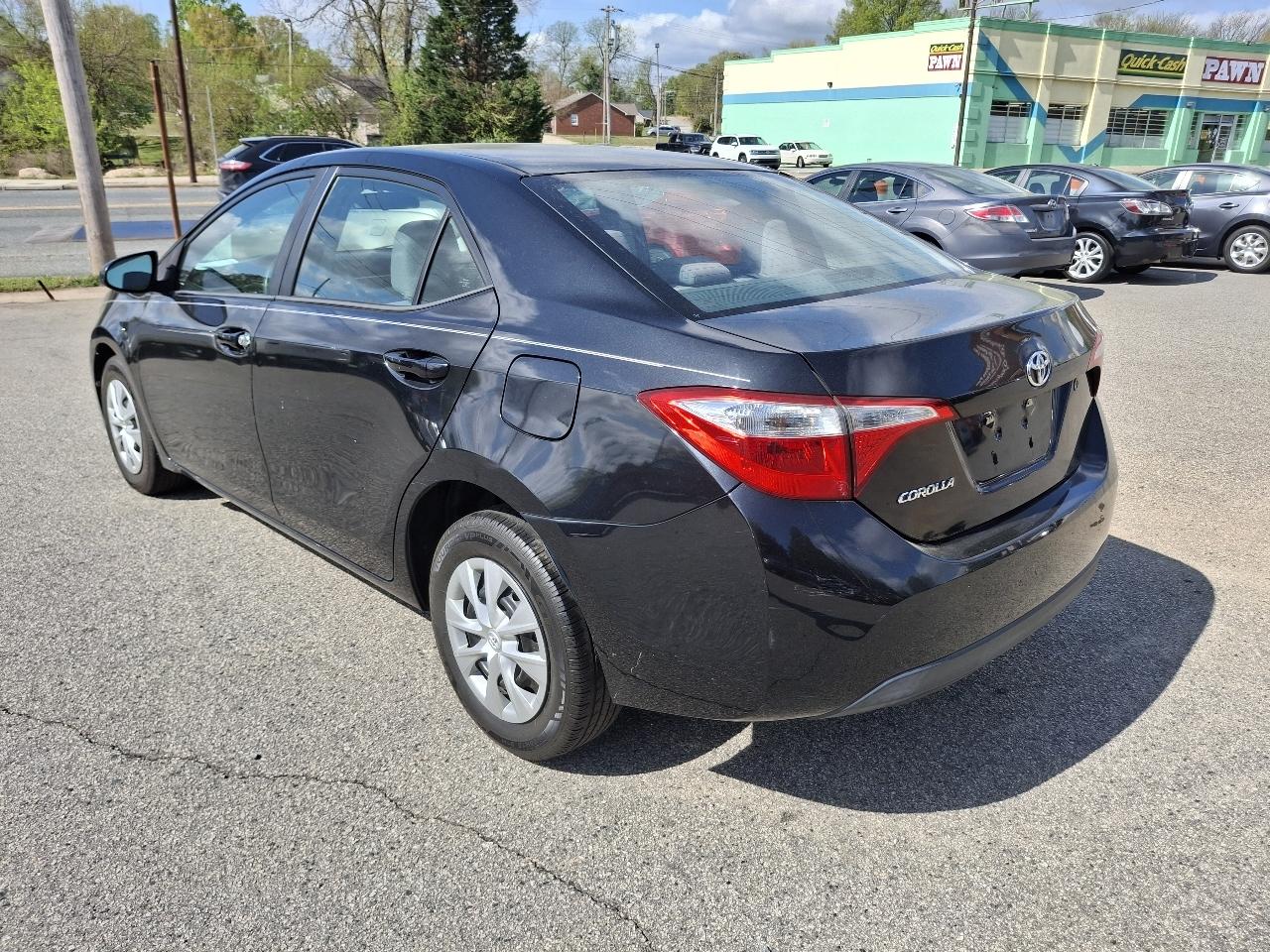 Toyota Corolla LE CVT 2015