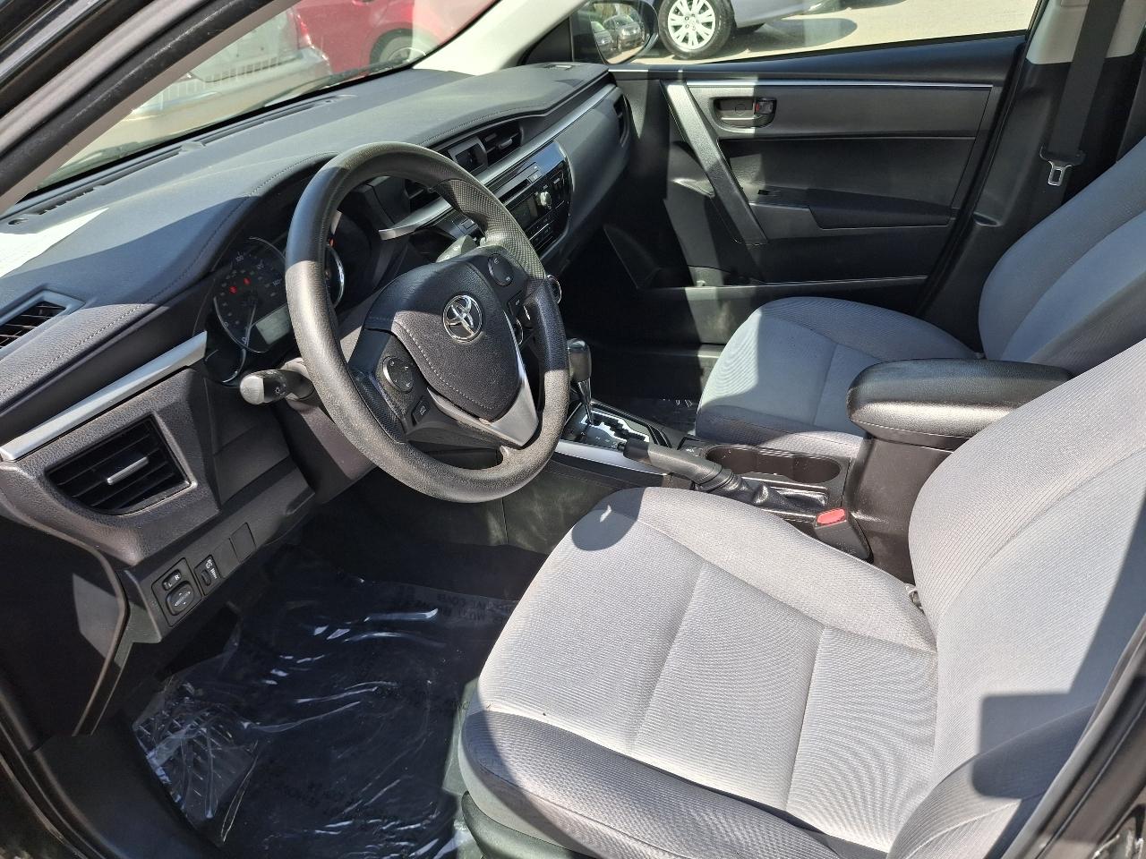 Toyota Corolla LE CVT 2015