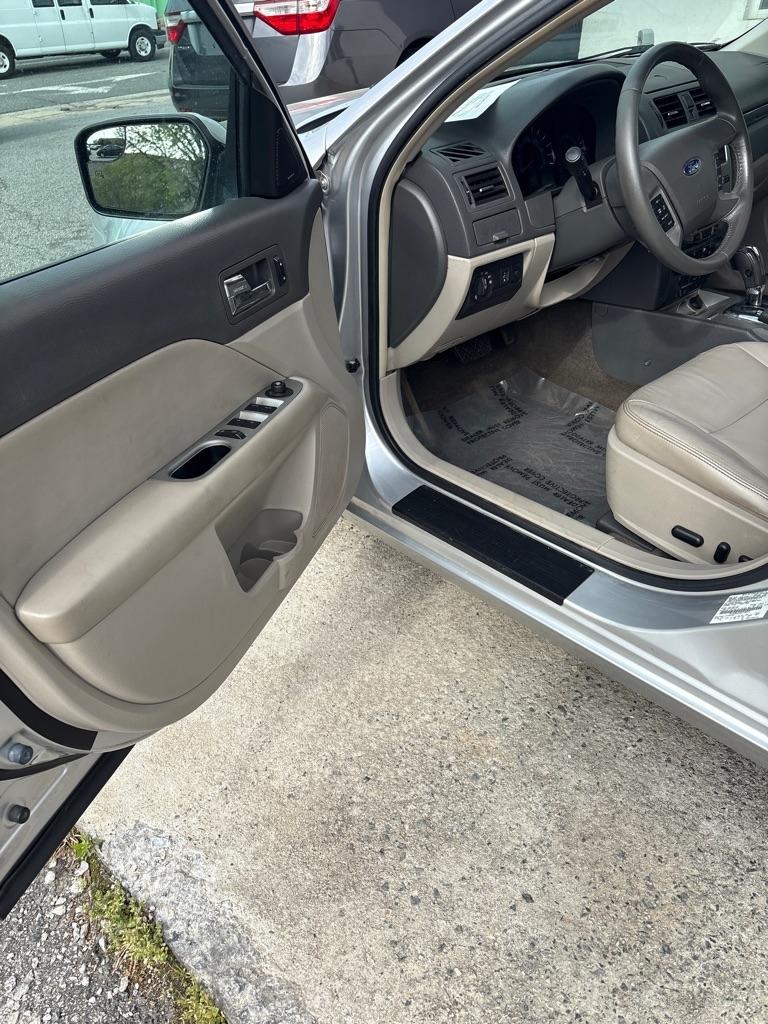 Ford Fusion I4 SEL 2011